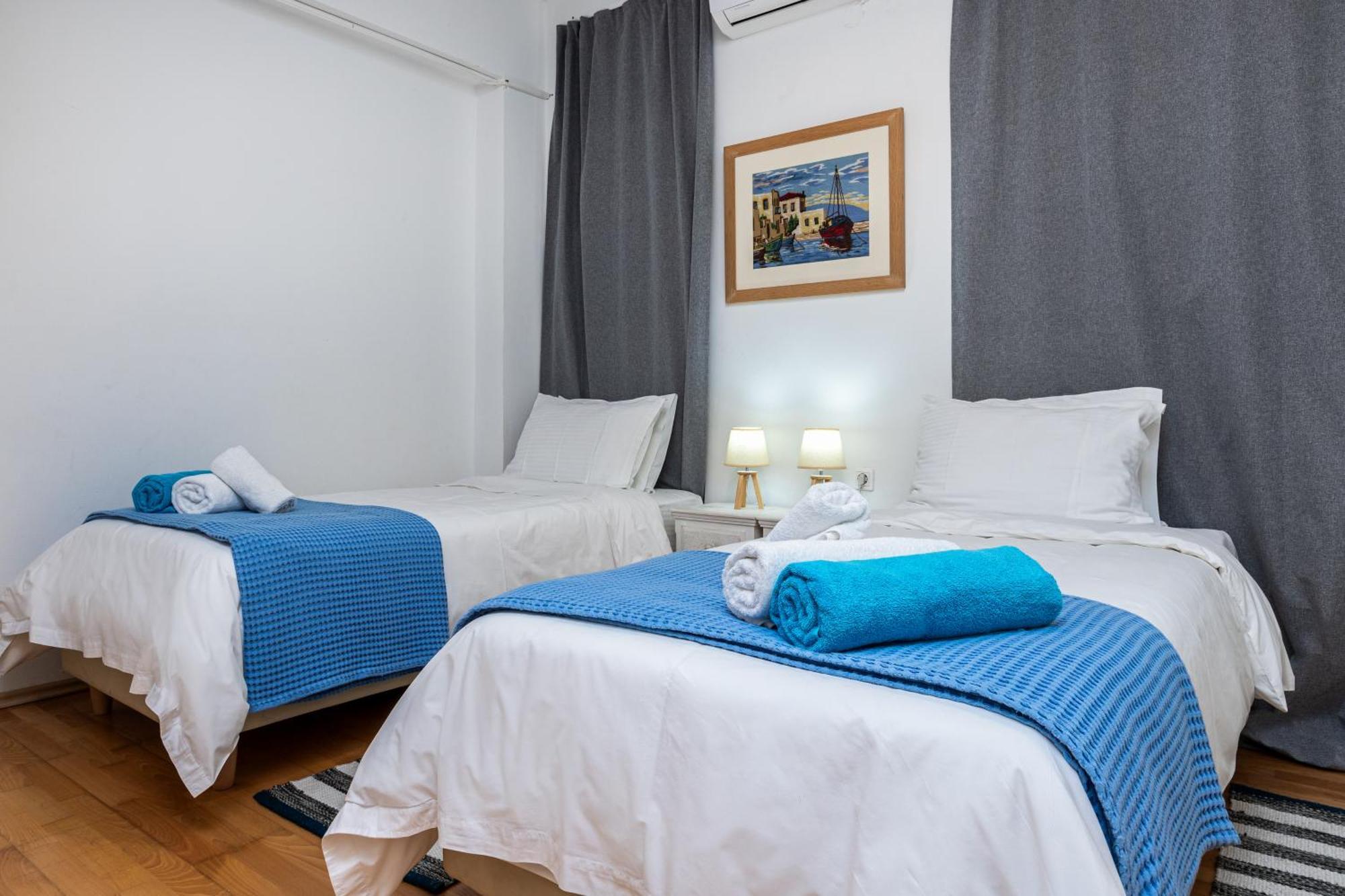 Dimitra Apartment With Private Pool And Sea View -The Ground Floor Of A Two Storey Building Daratsos Екстериор снимка